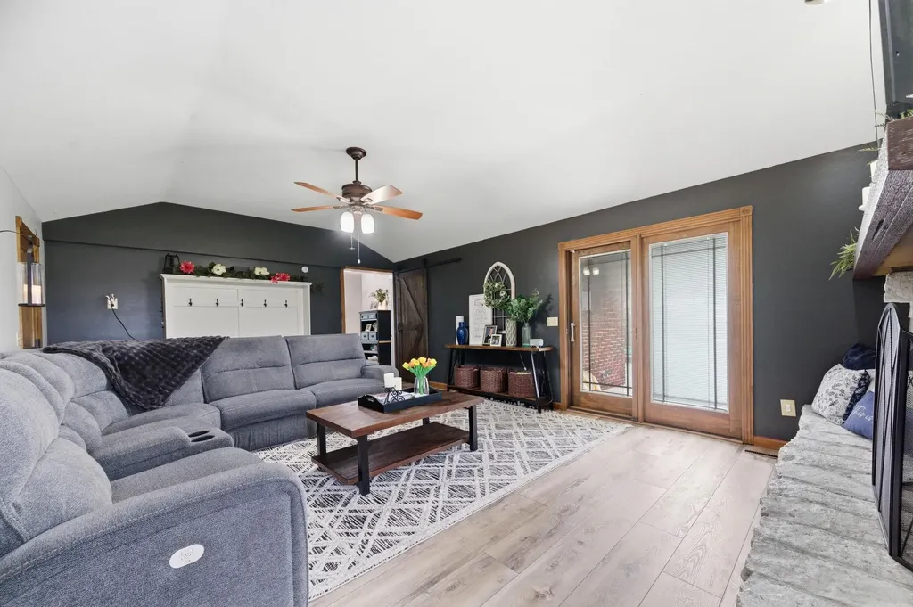 112 N Sherman Andale KS 67001