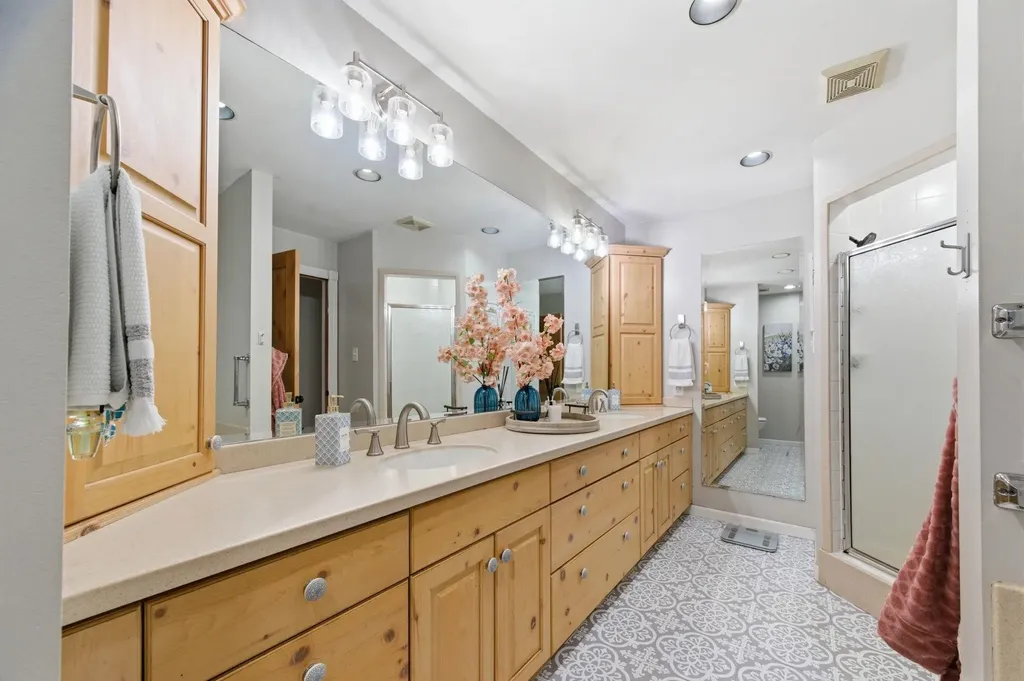 112 N Sherman Andale KS 67001