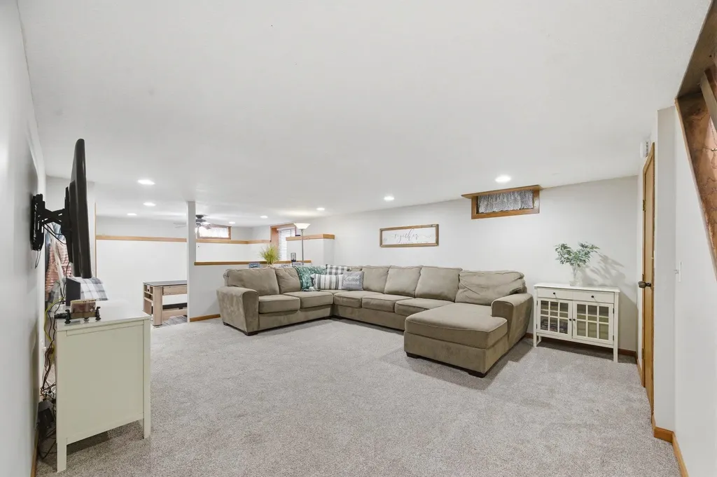 112 N Sherman Andale KS 67001