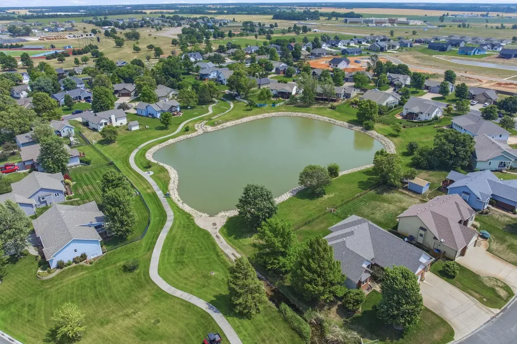 418 Streamside Court Clearwater KS 67026