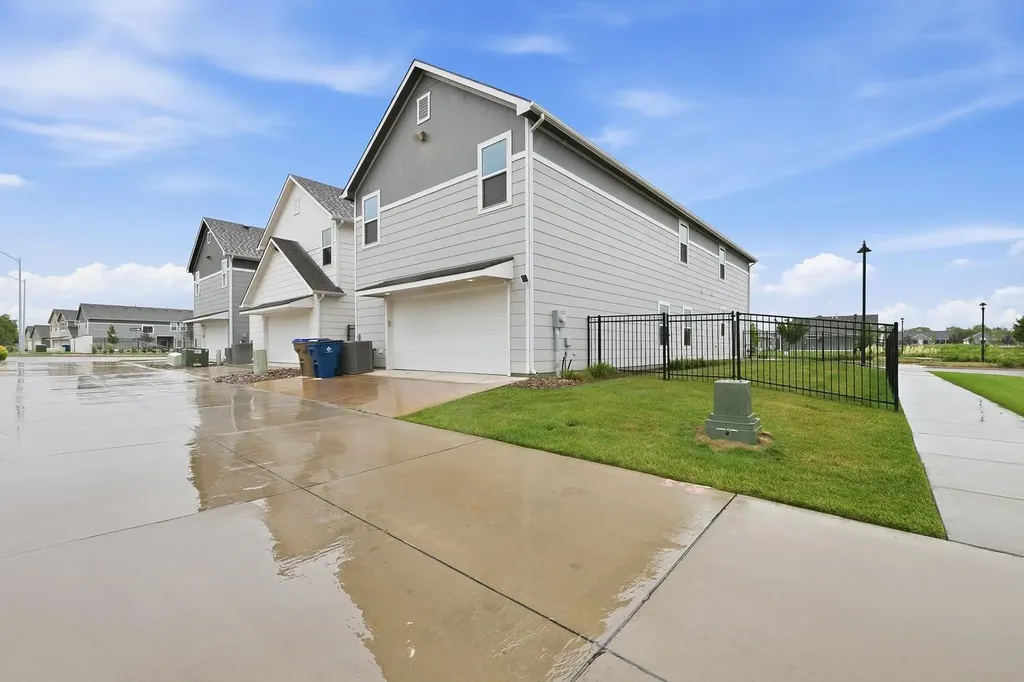 145 S Shay Road Andover KS 67002