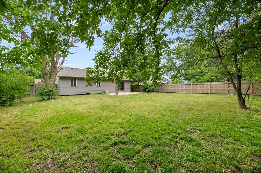 6707 E Pepperwood Court Wichita KS 67226