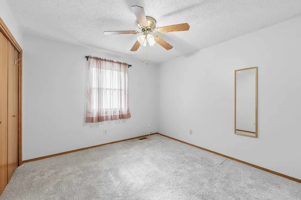 3912 S Arapaho Wichita KS 67215