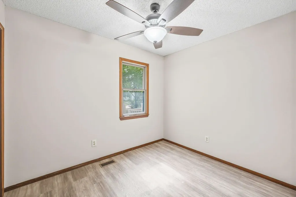 435 N Clara Street Wichita KS 67212