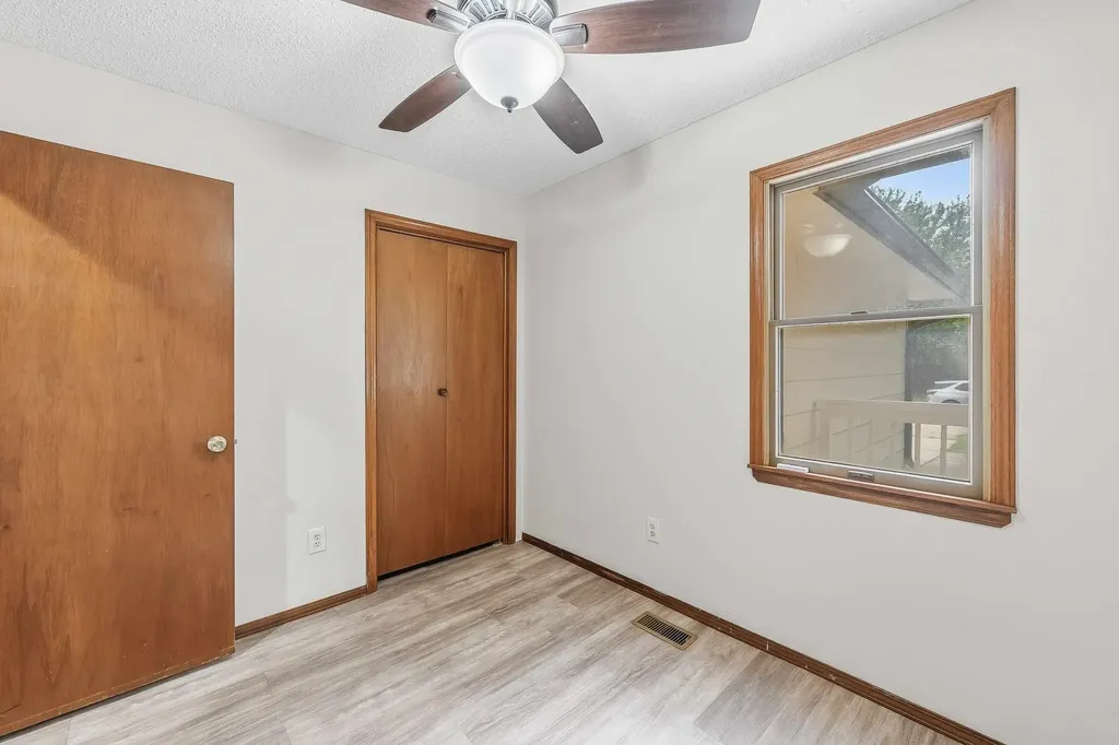 435 N Clara Street Wichita KS 67212