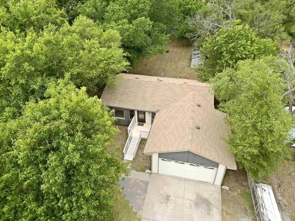435 N Clara Street Wichita KS 67212
