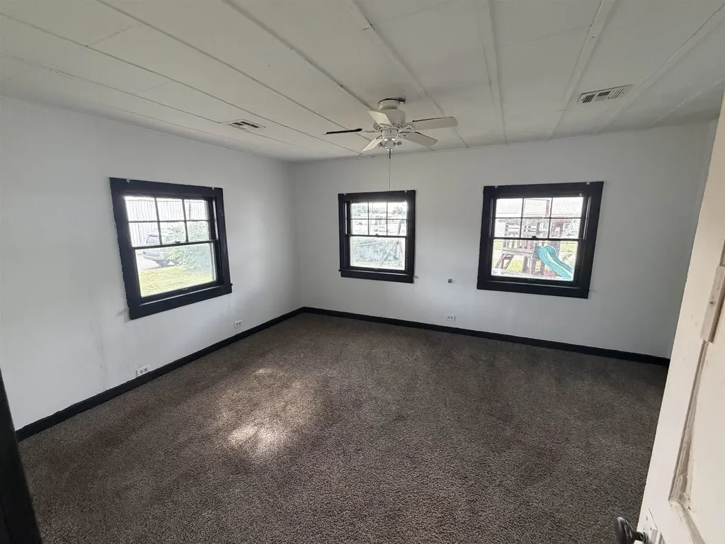 621 Alexander Winfield KS 67156