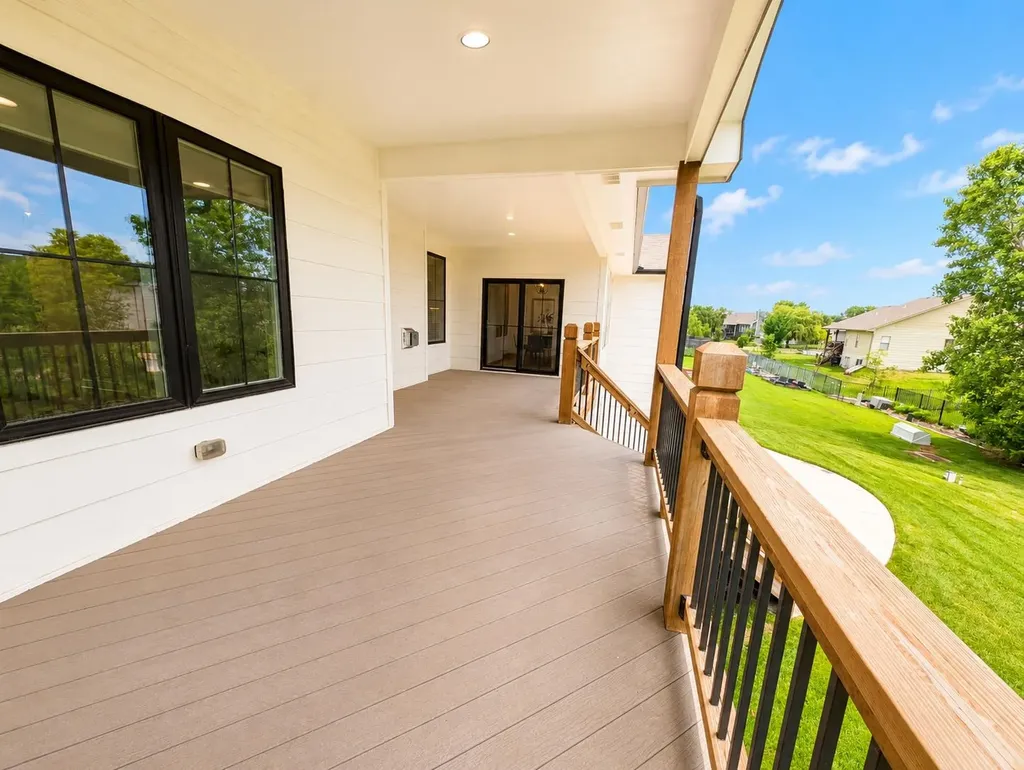 1502 N Shadow Rock Drive Andover KS 67002