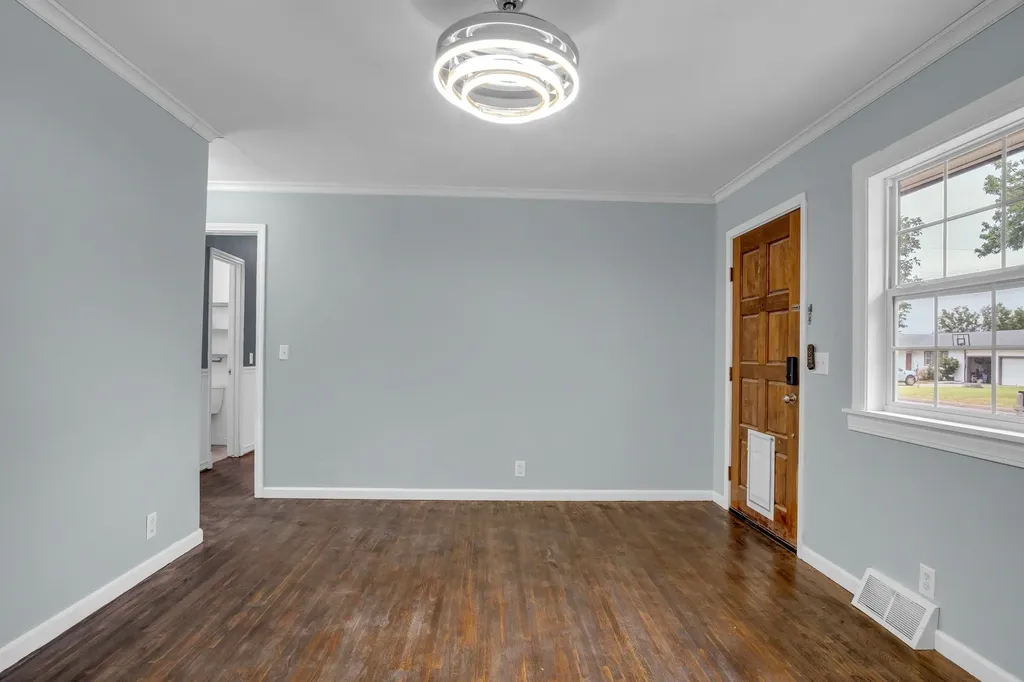760 N Mccomas Wichita KS 67203