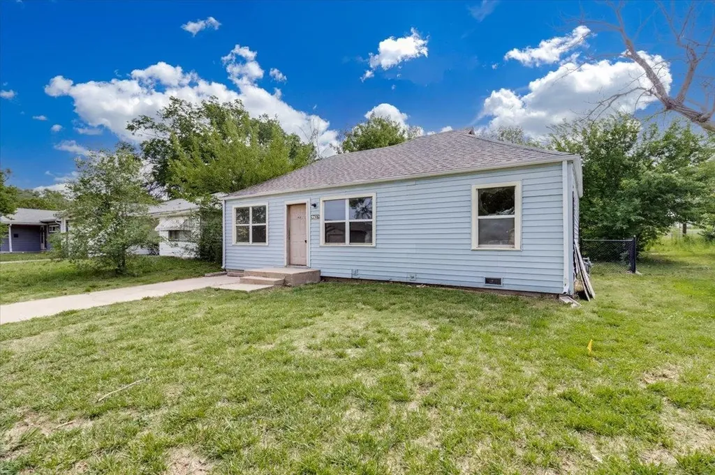 1746 Chautauqua Wichita KS 67214