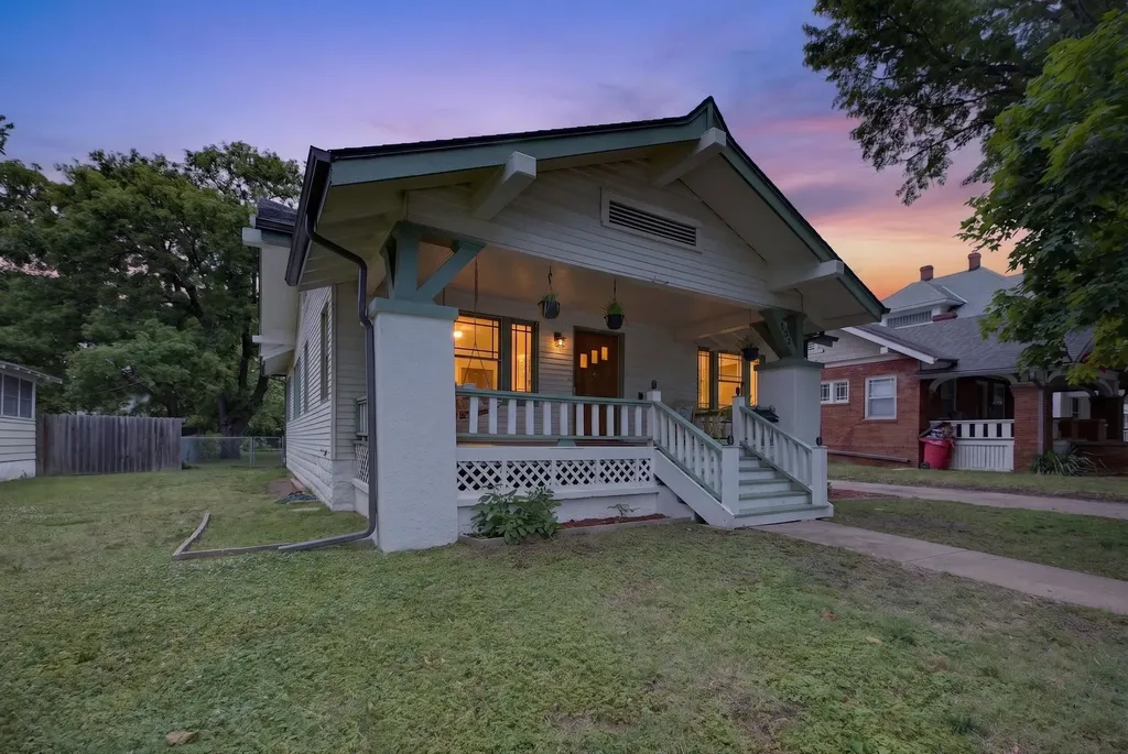 135 S Volustia Avenue Wichita KS 67211