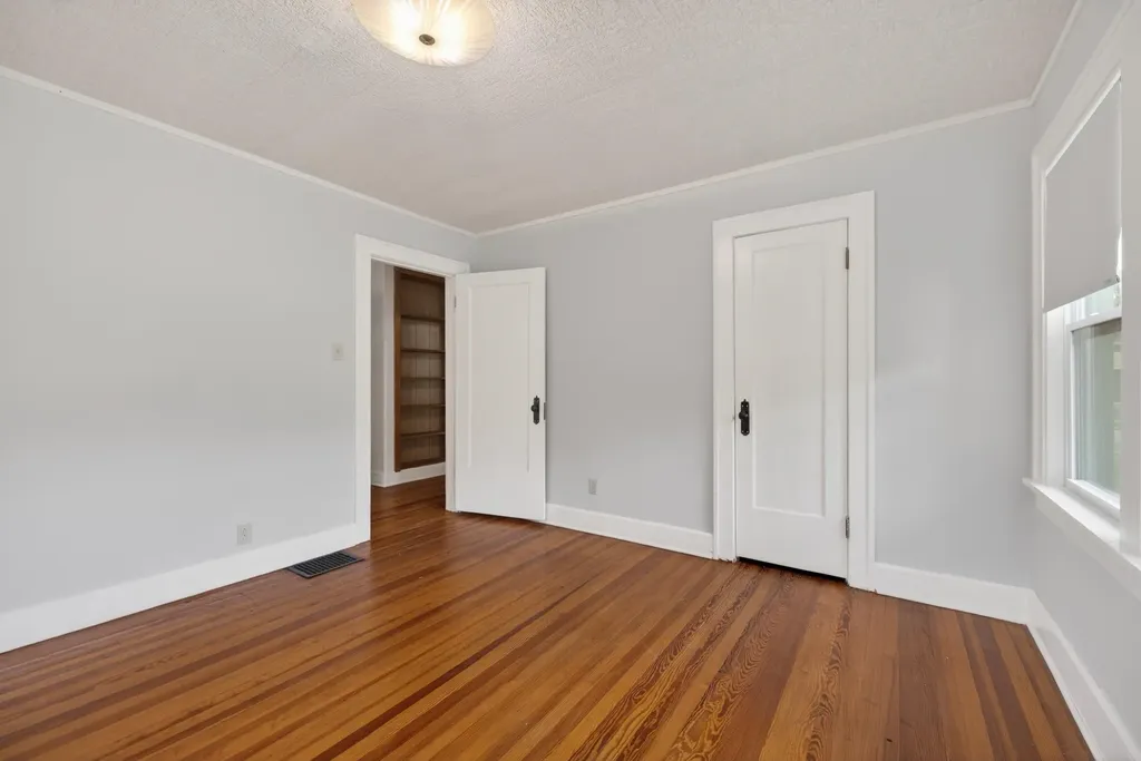 135 S Volustia Avenue Wichita KS 67211