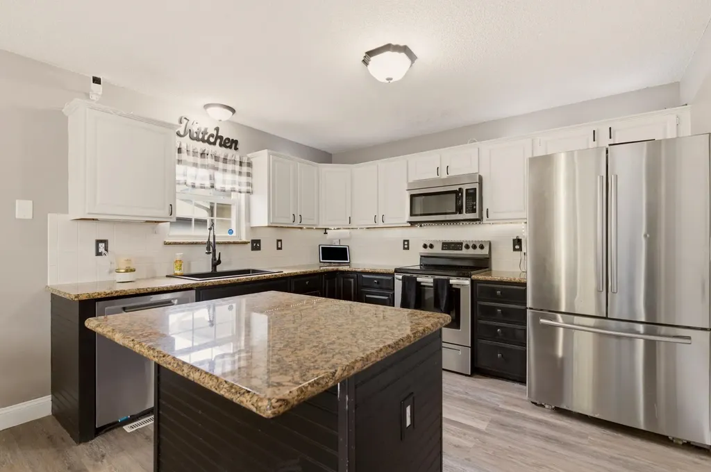 301 E Valley Park Drive Valley Center KS 67147