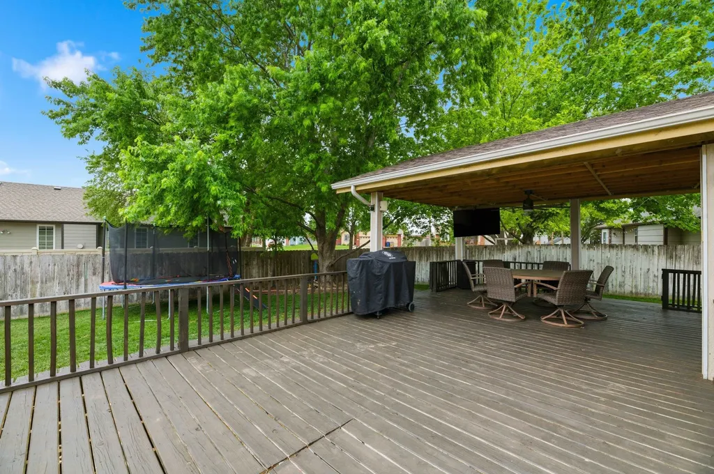 301 E Valley Park Drive Valley Center KS 67147