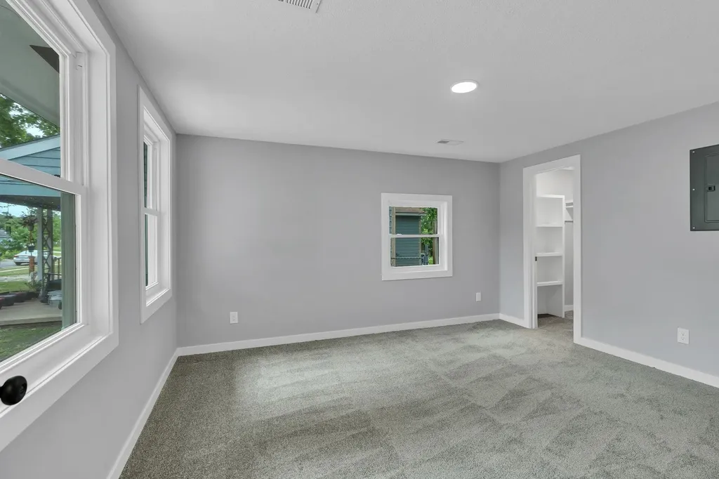 2624 N Green Wichita KS 67219