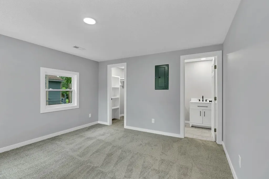 2624 N Green Wichita KS 67219