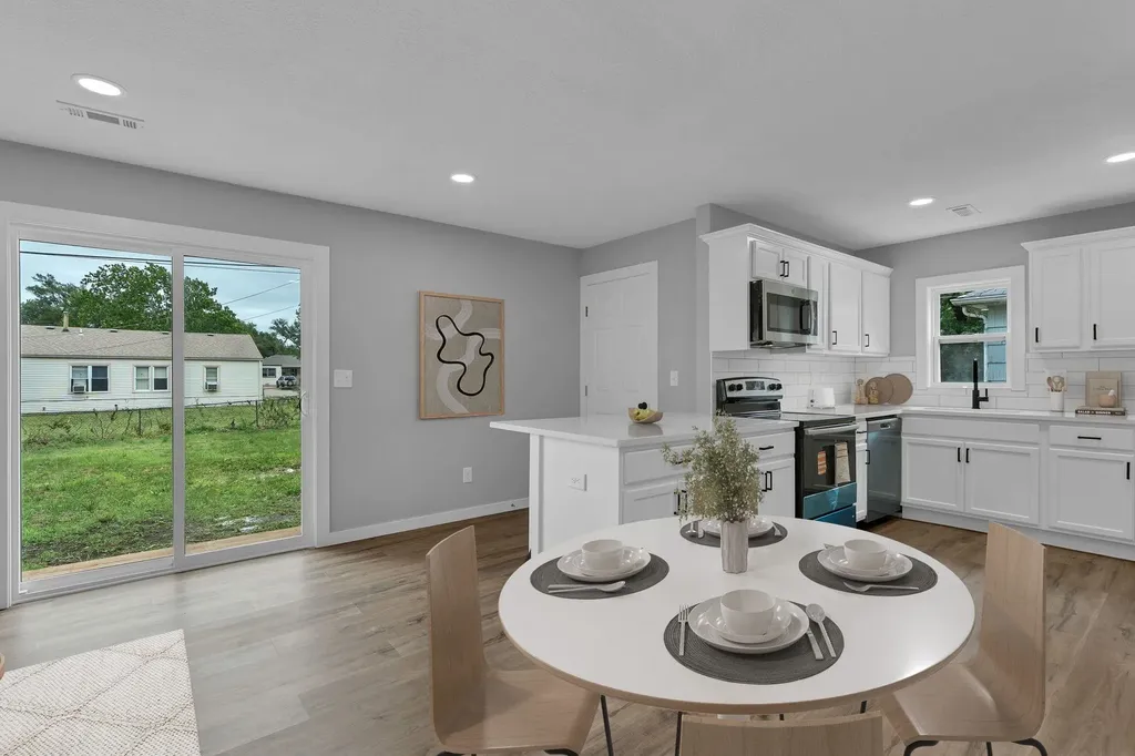 2624 N Green Wichita KS 67219
