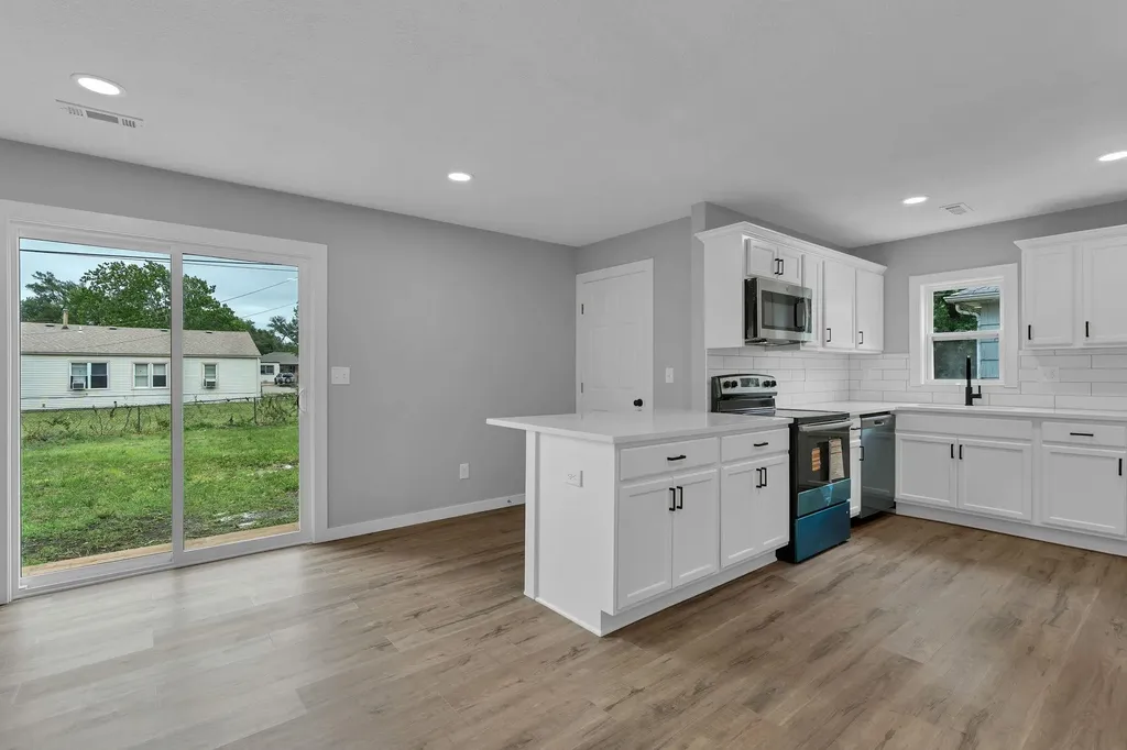 2624 N Green Wichita KS 67219