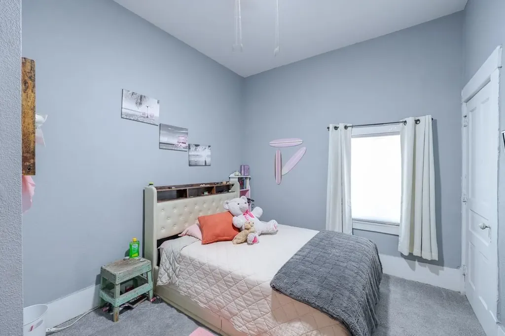721 E 17th Winfield KS 67156