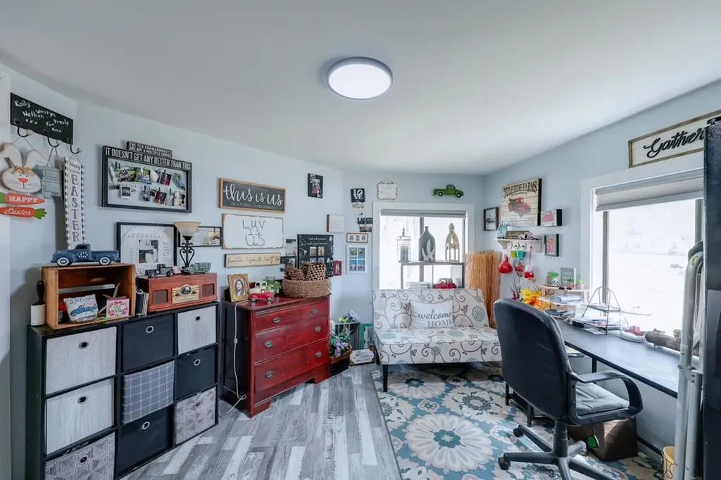 721 E 17th Winfield KS 67156