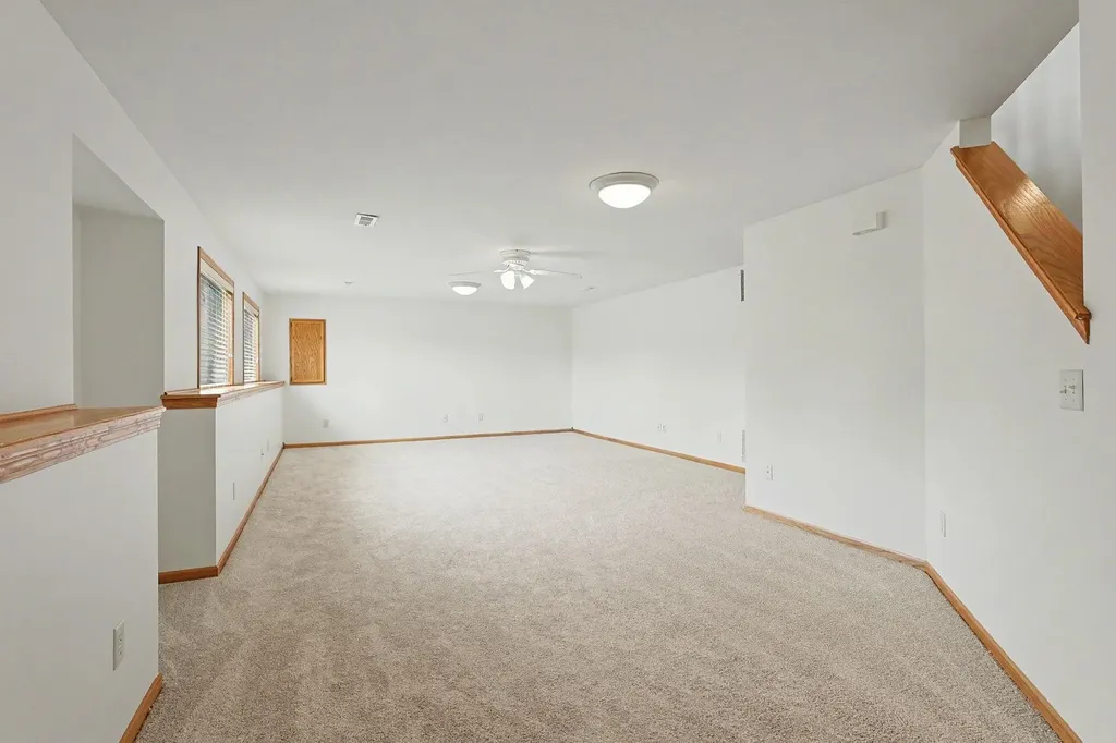 1323 S Threewood Street Wichita KS 67235