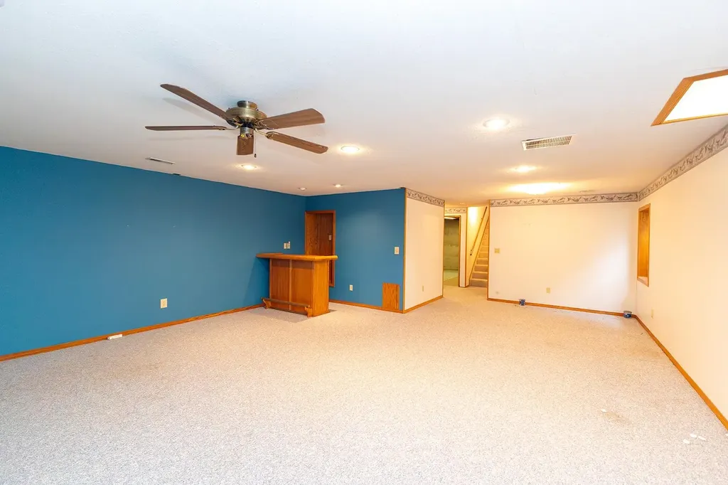 109 Maplewood Mulvane KS 67110