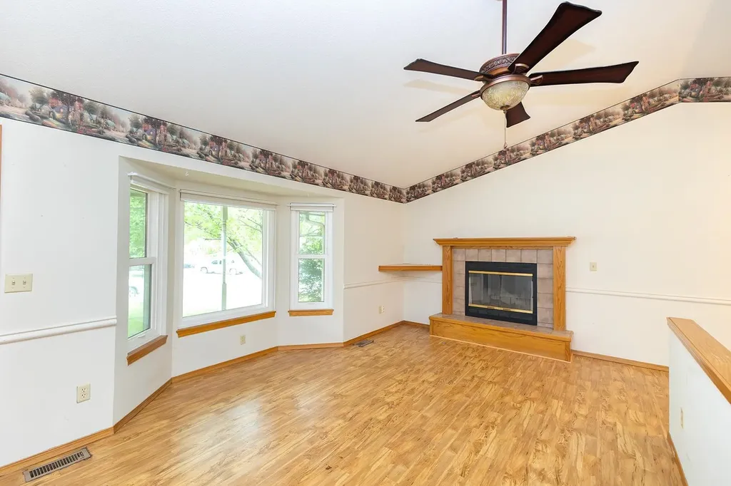 109 Maplewood Mulvane KS 67110