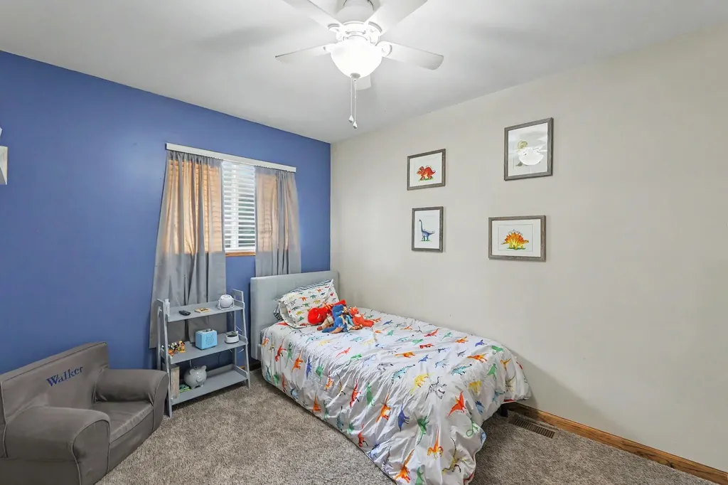 416 N Dexter Valley Center KS 67147