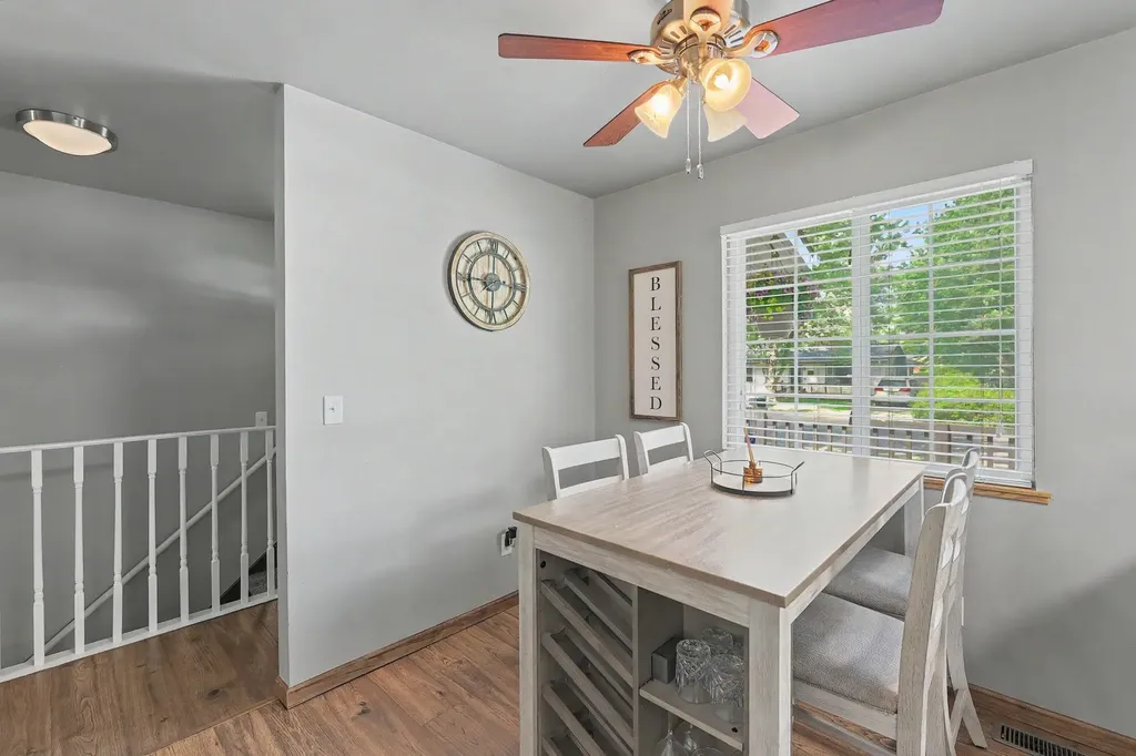 416 N Dexter Valley Center KS 67147