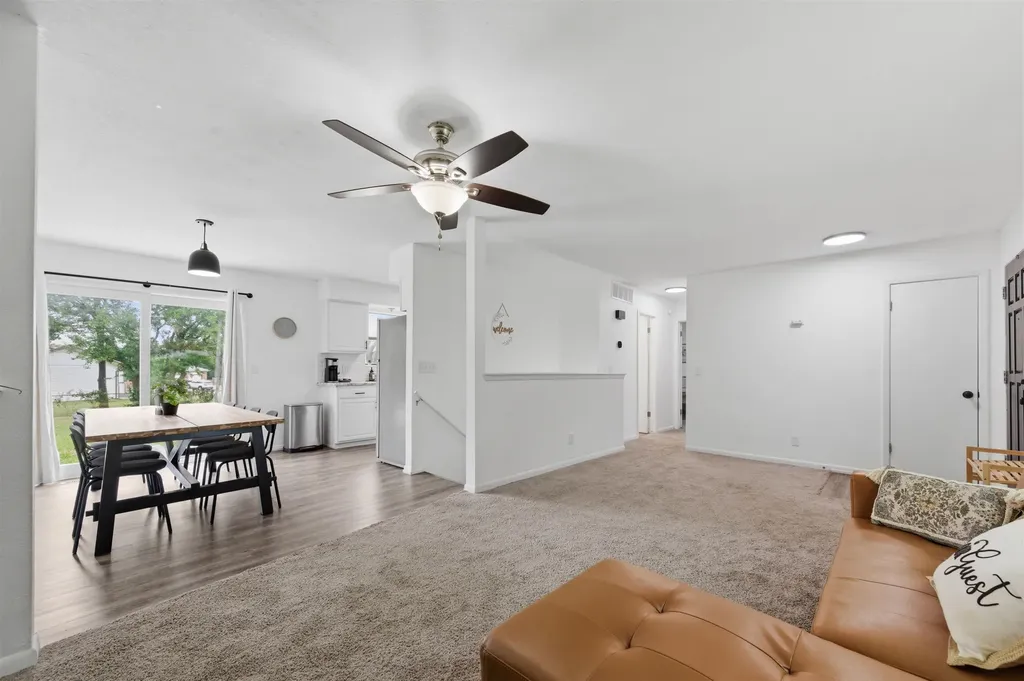 908 S Dalton Drive Wichita KS 67207