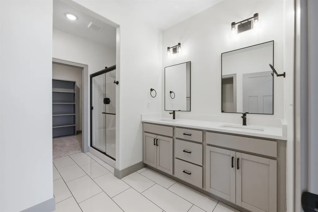 502 E Elmwood Street Park City KS 67147-1123