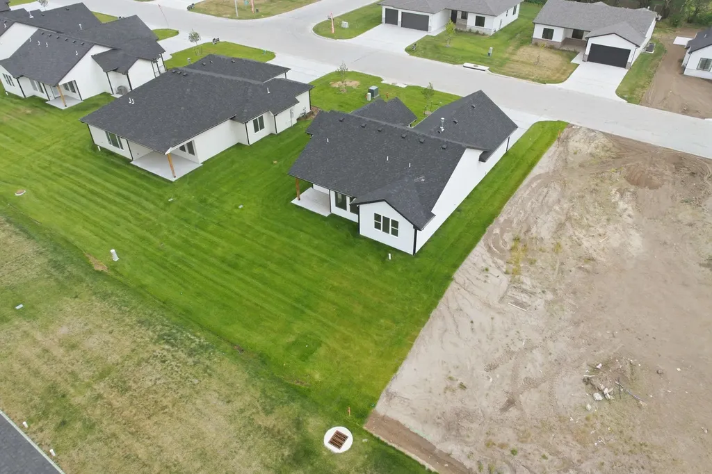 502 E Elmwood Street Park City KS 67147-1123