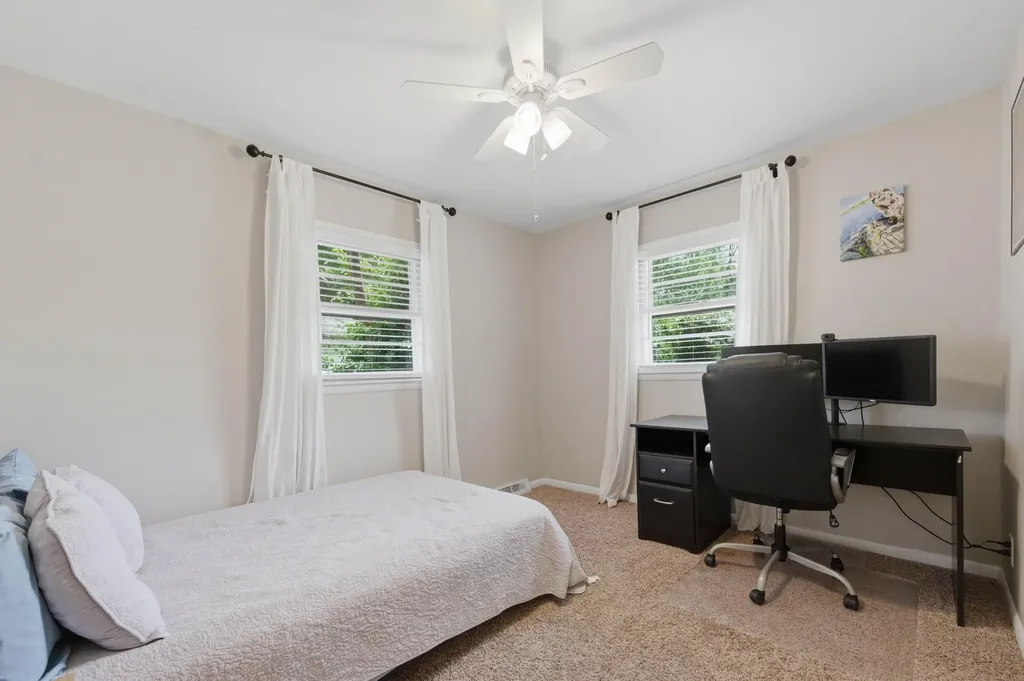6521 E Farmview Wichita KS 67206