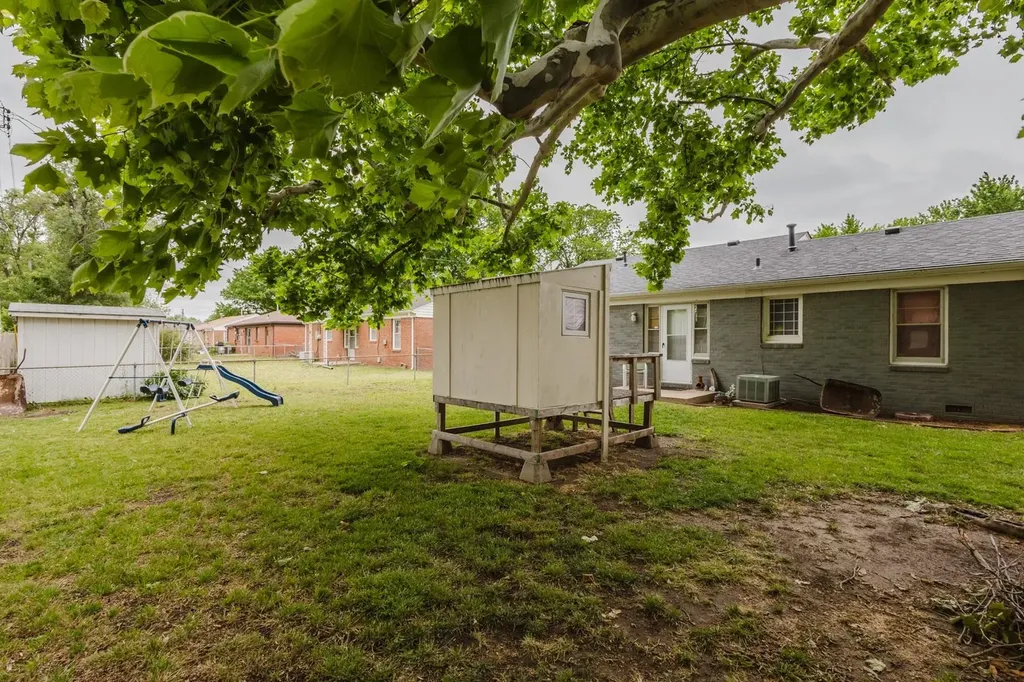 1321 E Wassall Wichita KS 67216
