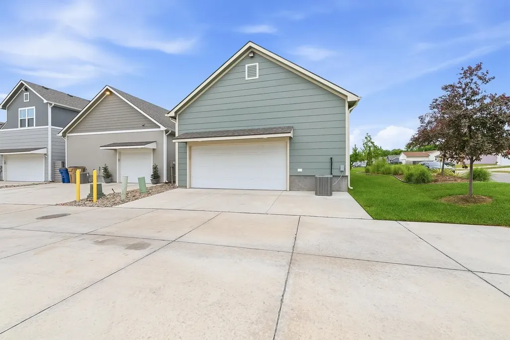 441 E Douglas Avenue Andover KS 67002-8973