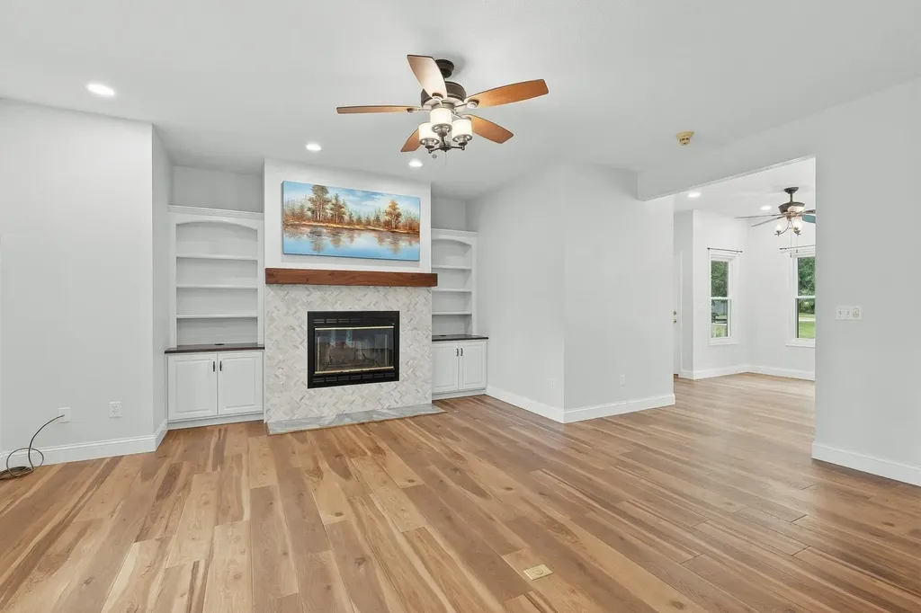 1603 N Woodridge Court Wichita KS 67206