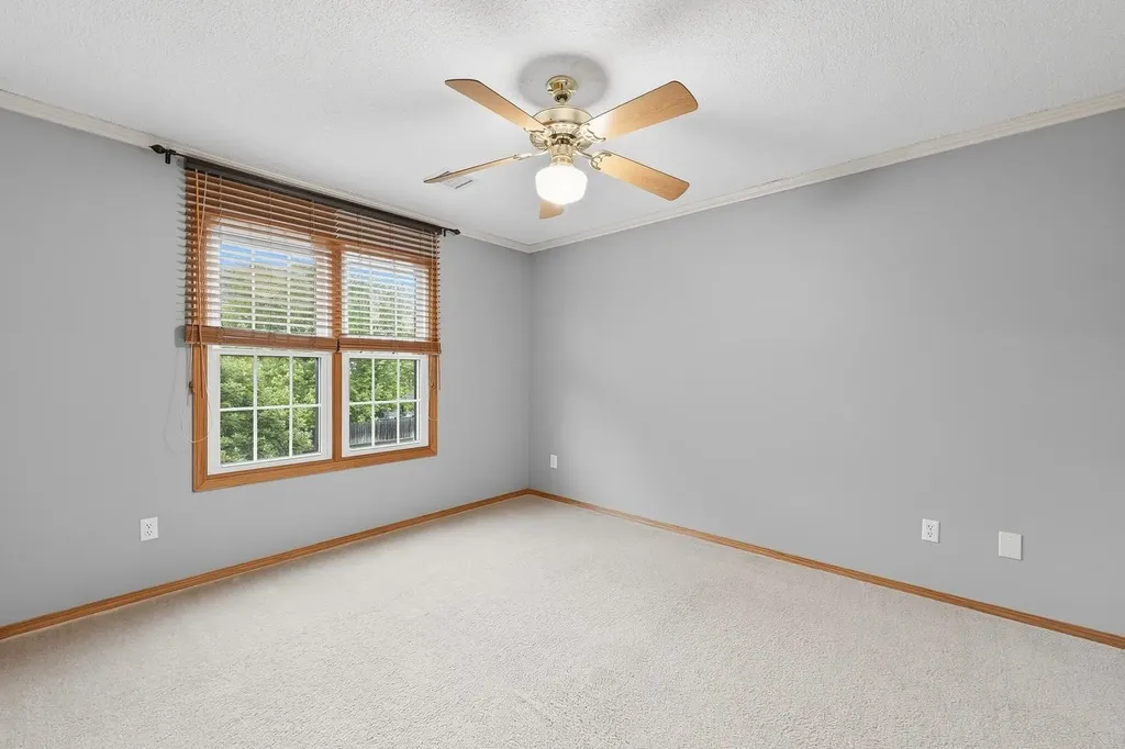 1603 N Woodridge Court Wichita KS 67206