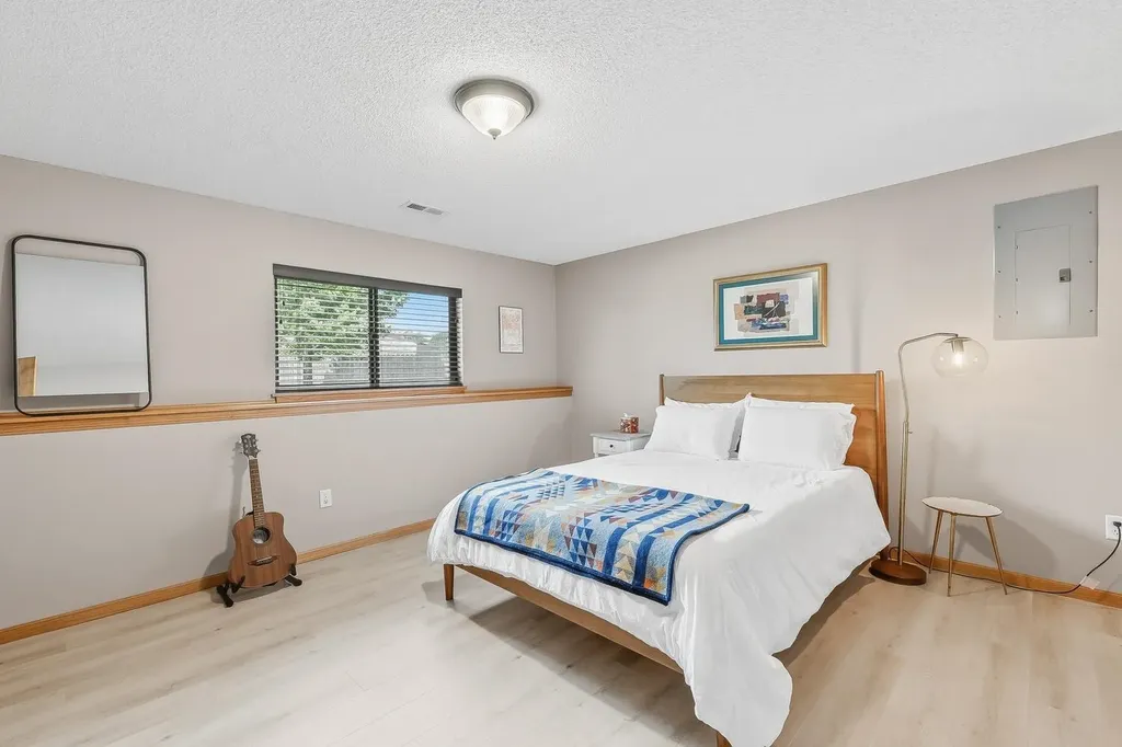 601 Autumn Ridge Newton KS 67114