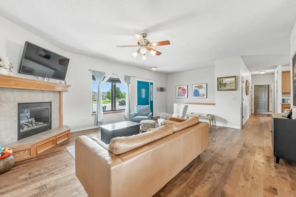 601 Autumn Ridge Newton KS 67114