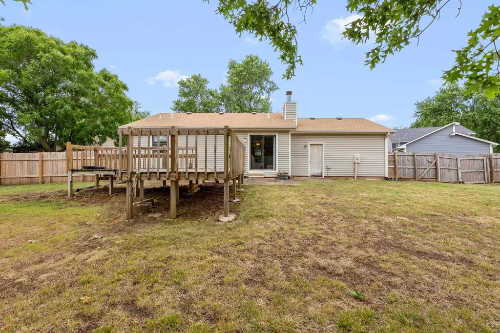 3908 S Gilda Circle Wichita KS 67215-1768