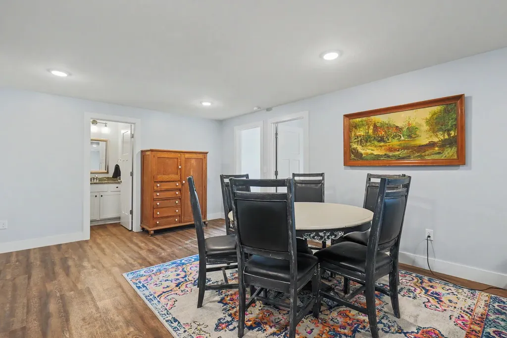 2911 E Reiss Park City KS 67219