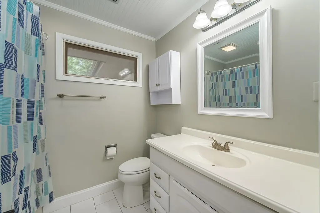 3219 E Skinner Wichita KS 67218-3942