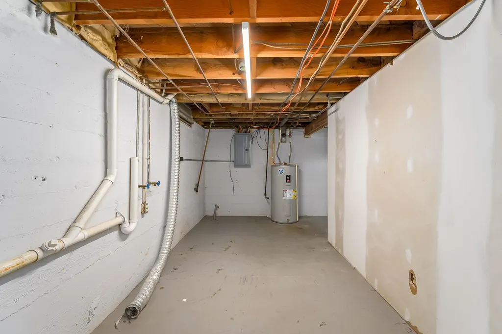 3219 E Skinner Wichita KS 67218-3942