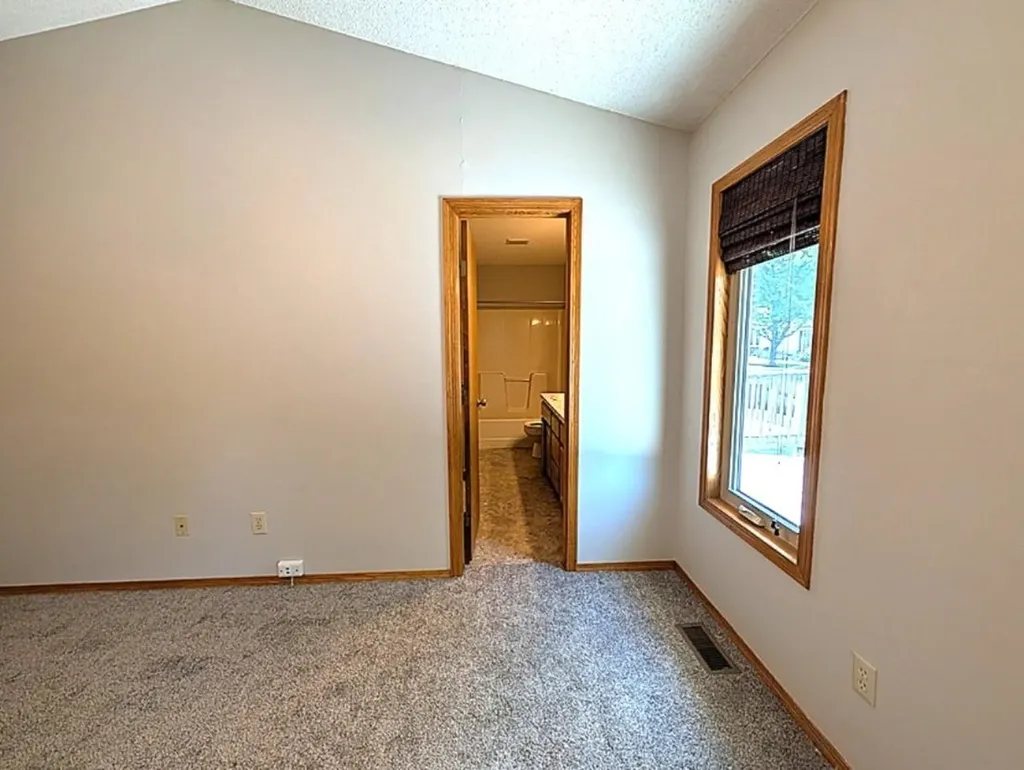 1513 E Mcclelland Drive Derby KS 67037
