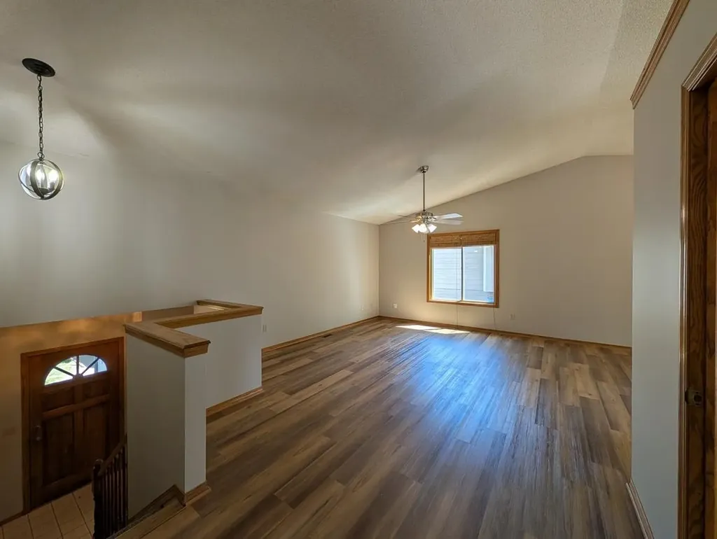 1513 E Mcclelland Drive Derby KS 67037