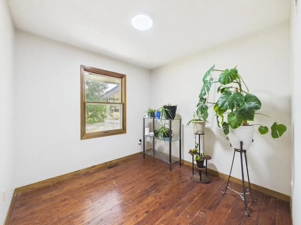 409 Sherman Drive Newton KS 67114