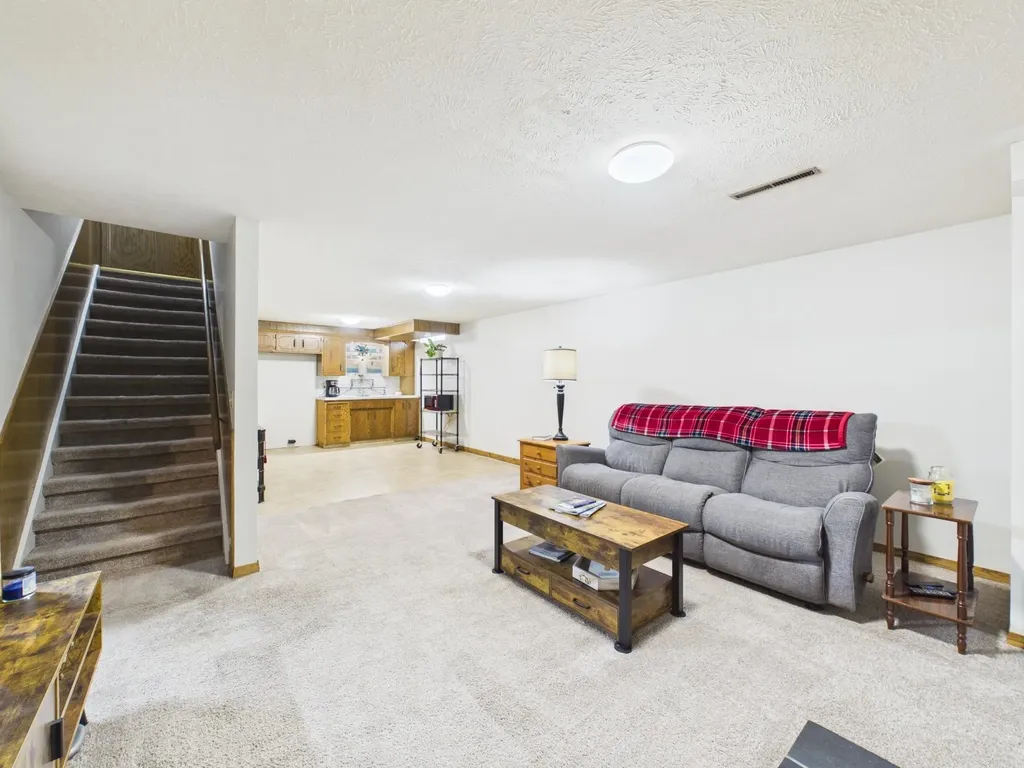 409 Sherman Drive Newton KS 67114