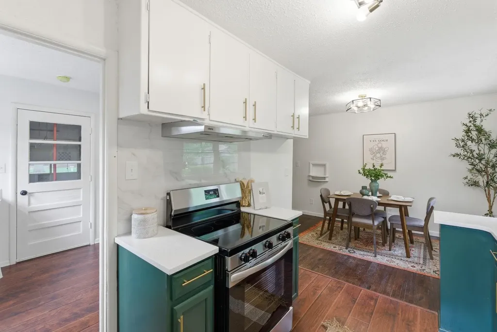 721 W Anita Drive Haysville KS 67060
