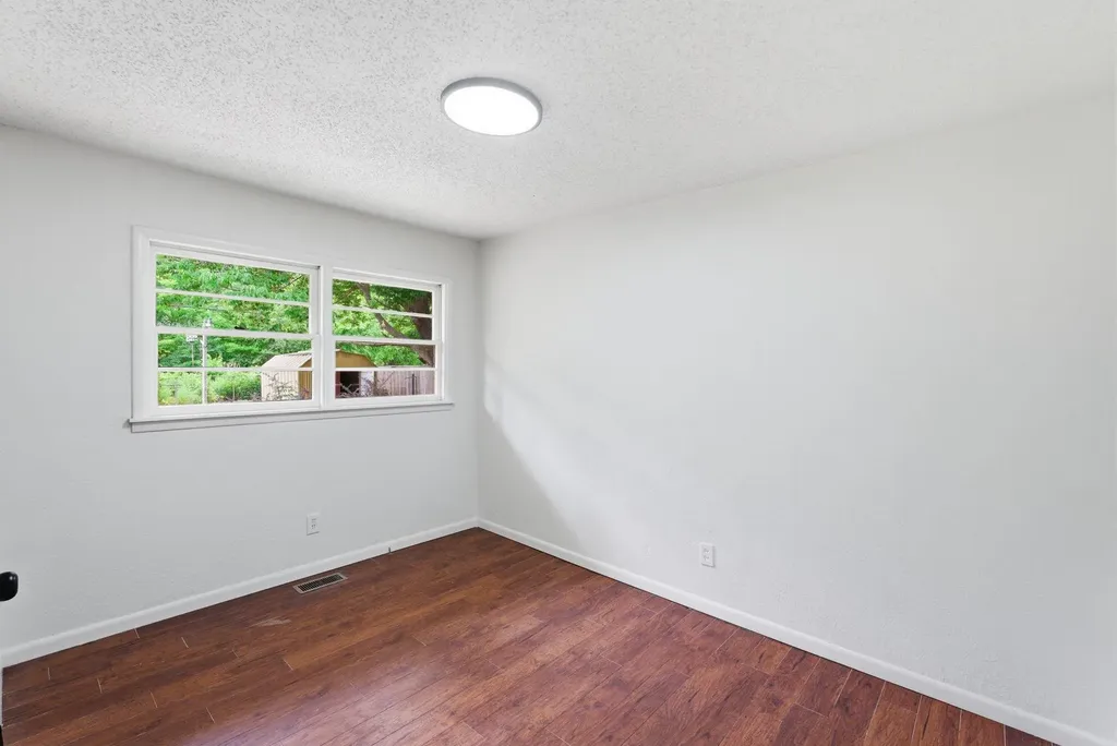 721 W Anita Drive Haysville KS 67060