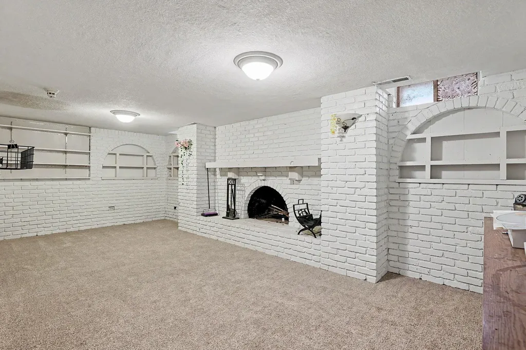 14898 SW 210th Rose Hill KS 67133